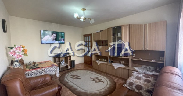 Apartament 3 Camere, Etaj 2, Strada Aleea Plopilor