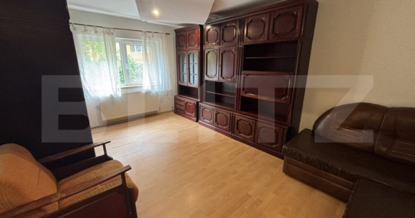 Apartament de inchiriat, cu 2 camere, 50 mp, zona Aleea Mest