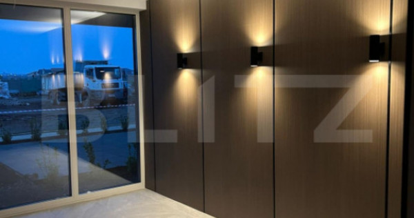 Apartament de vanzare, 2 camere, 56 mp, zona Calea Torontal