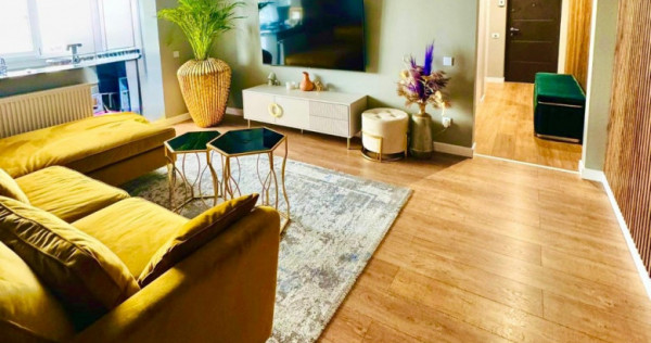 Apartament cu 4 camere si 2 bai, decomandat - zona Grivitei