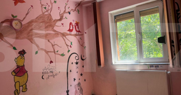 Apartament de vanzare, cu 4 camere, 65 mp, zona Dacia