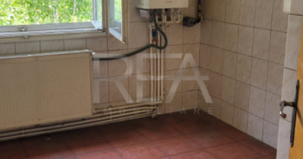 3 Camere Sebastian Elev Niculae Popovici