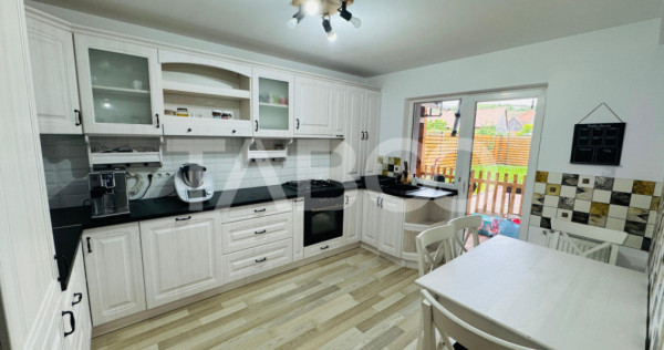 Casa deosebita de vanzare cu 4 camere Sura Mare Sibiu