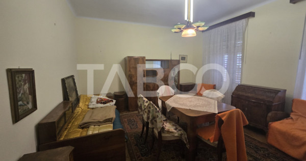 Apartament de vanzare B-dul Victoriei 75mp 2 camere decomand