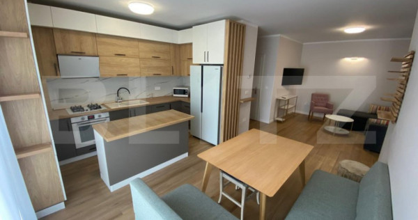 Apartament de vanzare, 3 camere, 73 mp, balcon, la cheie, zo