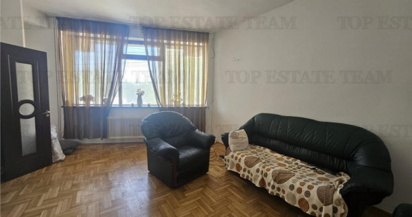 CASA 6 CAMERE ZONA STADION COSTANTA