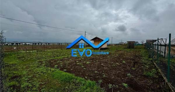 Teren de , intravilan, 401 mp, deschidere 24ml, Vorovesti, S