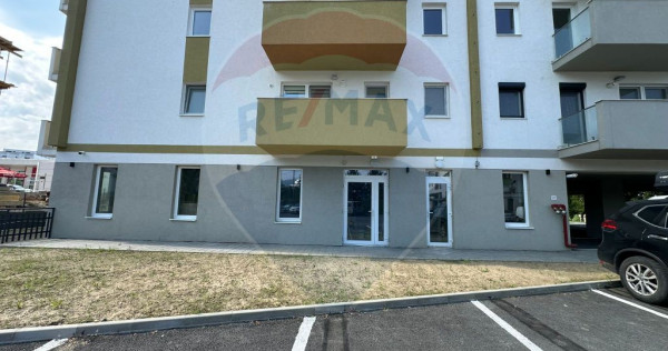 Spațiu comercial/ birouri/salon- DE INCHIRIAT