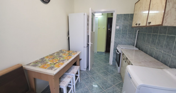 PODUL Roș Cantemir Palas 2 camere Liber