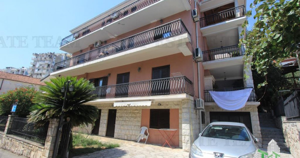 Hotel de in Herceg-Novi Muntenegru