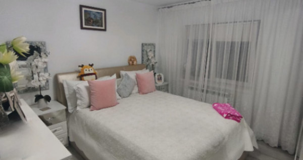 Apartament 2 camere + boxa, etaj intermediar, 56 mp, Siret