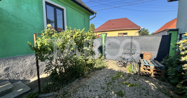 Casa de vanzare cu 3 camere si gradina in zona Turnisor Sibi