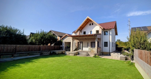 Vila cu garaj Gheraiesti Arinilor - langa cartier Smarald