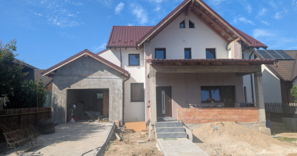 Vila cu garaj Gheraiesti Arinilor - langa cartier Smarald
