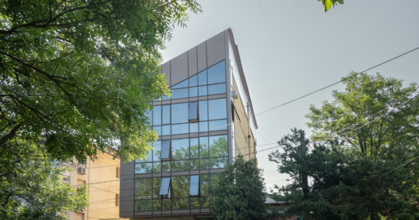 DRUMUL SARII - MACAROVICI, CLADIRE BIROURI 923 MP UTILI, LOT