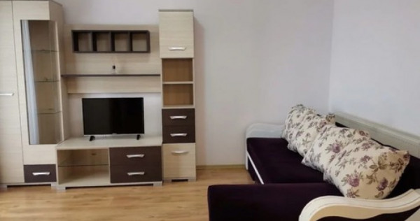 1 camera in zona Aradului