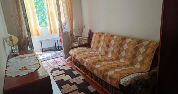 Apartament 3 camere, circular - zona Centru Civic