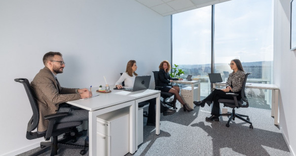 Birou privat pentru 5 persoane – Regus Iulius Business Centre