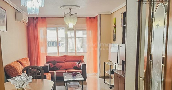 Spania - Alicante - Calle Conde Lumiares - apartament 4 came