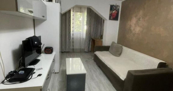 EXCLUSIVITATE - Apartament 2 camere semidecomandat