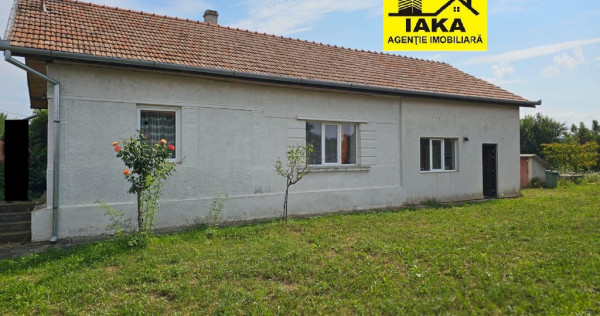 Apa, casa P+M,14 ari teren