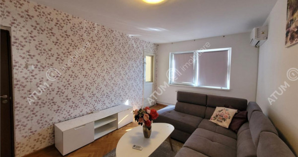 Apartament decomandat 3 camere si balcon zona Vasile Aaron d