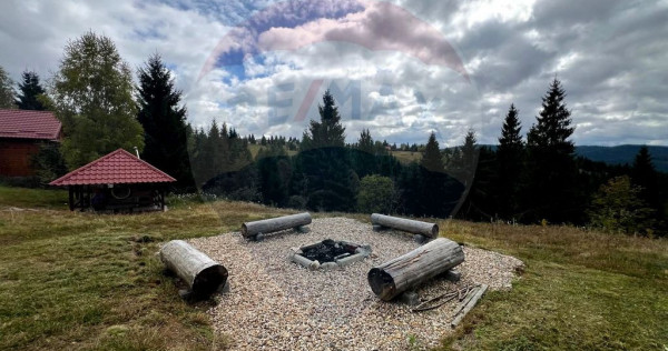 Casă de vacanță, de v&acirc;nzare, pretabilă locuință sa...