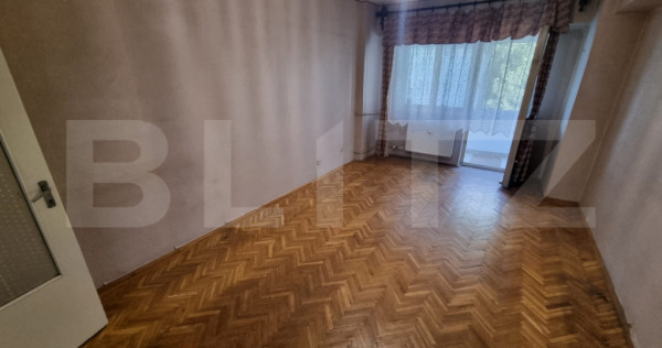 Apartament 4 camere decomandate, Rovine Zona Posta
