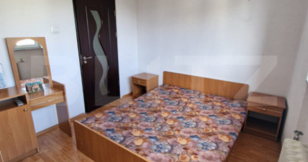 Apartament 2 camere, 56 mp, semidecomandat, zona Zamca