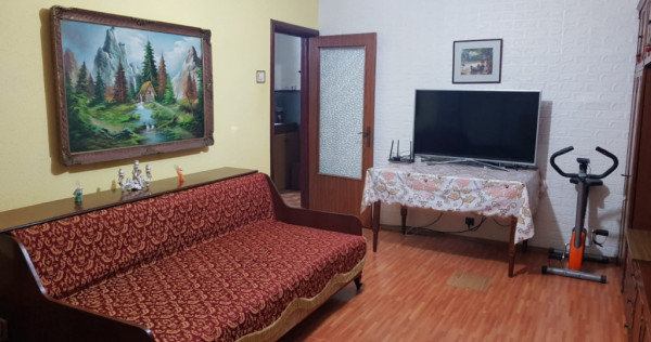 ZONA GAVRILOV - 2 CAMERE DECOMANDAT , CENTRALA GAZ.