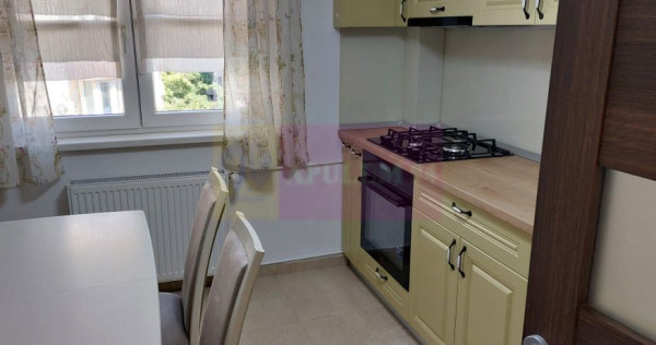 Inchiriere apartament 3camere in zona Decebal pe str Theo...