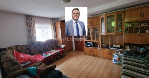 Resita, chirie casa 2 camere STRICT MUNCITORI