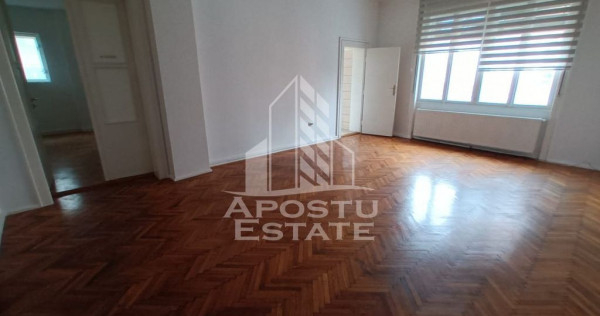 Spatiu birou de inchiriat zona centrala