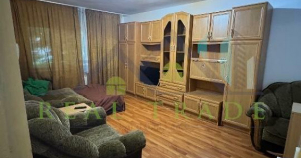 Apartament 3 camere decomandat