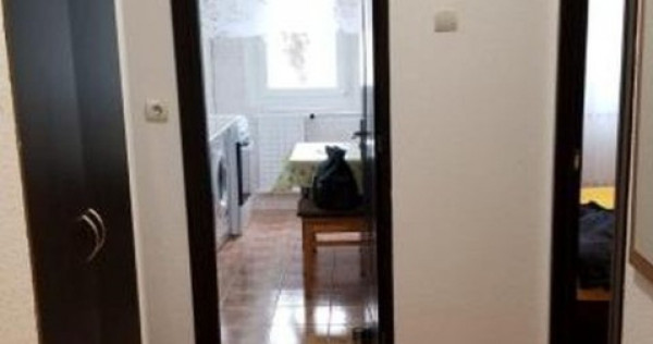 Vitan mall etaj 3 decomandat