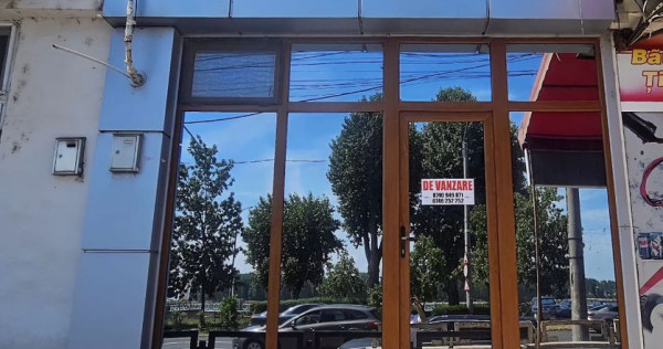 Spatiu comercial de inchiriat – 2 camere, 33 mp, zona Port