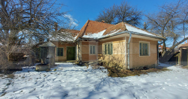 Casa taraneasca cu 3 camere, Turia Jos,
