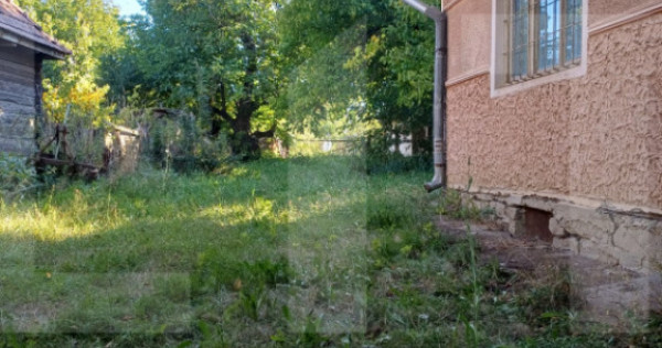 Casa taraneasca cu 3 camere, Turia Jos,