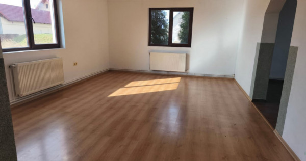 Casa individuala, 200mp utili, 1600mp teren, Radauti