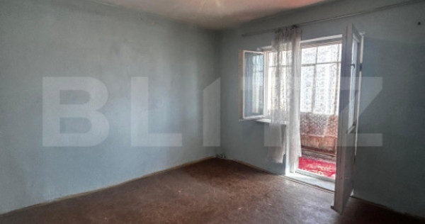 Apartament cu 3 camere, decomandat, 71 mp, Zona Garii