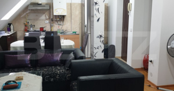 Apartament 3 camere, semidecomandat, parcare – Florești
