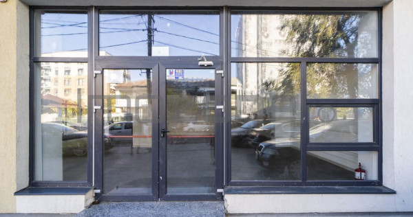 Cauti un Spatiu Comercial? 70 mp, Bld. Uverturii, Stradal...