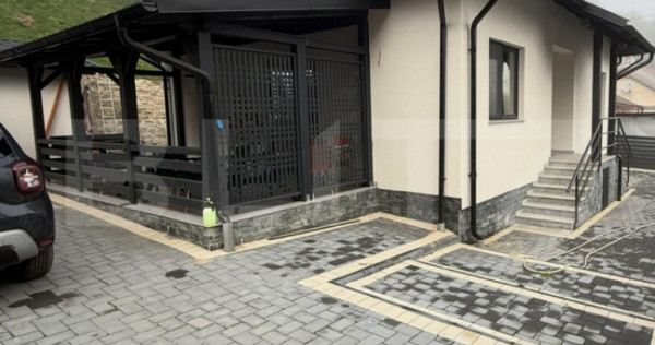 Casa individuala de inchiriat, 2 camere, zona Centru