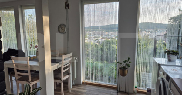 Casa de vacanta de vanzare, cu vedere panoramica, zona Tudo