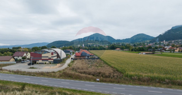 Un lot de casa intrare Sacele 790 mp