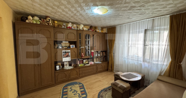 Apartament cu 3 camere, 45 mp, zona 23 August