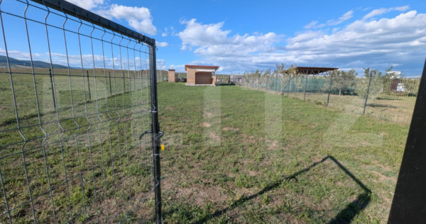 Teren de vanzare in Partos