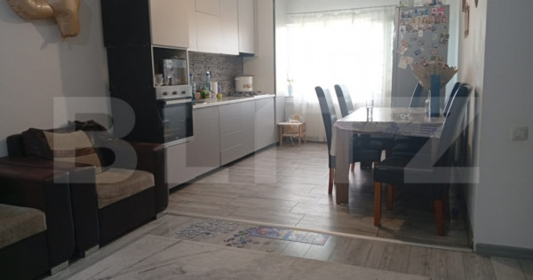 Apartament 3 camere 83mp+ balcon