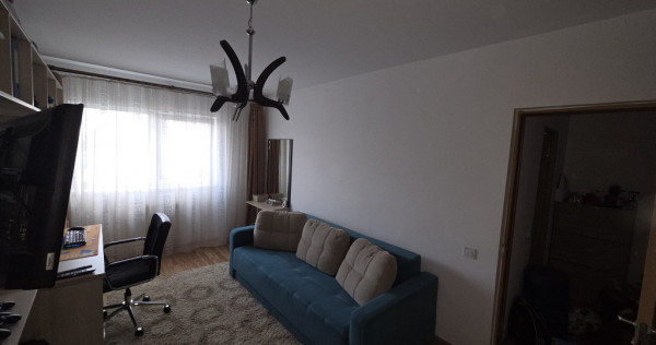 Apartament cu 2 camere, decomandat, zona Profi Eroilor