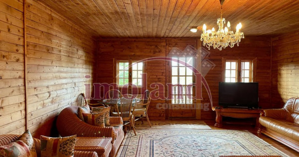 Vanzare VILA rezidenta / casa de vacanță 540 mp, teren ...